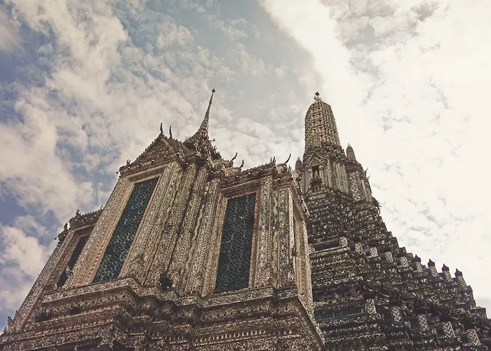 Nivas Siam *